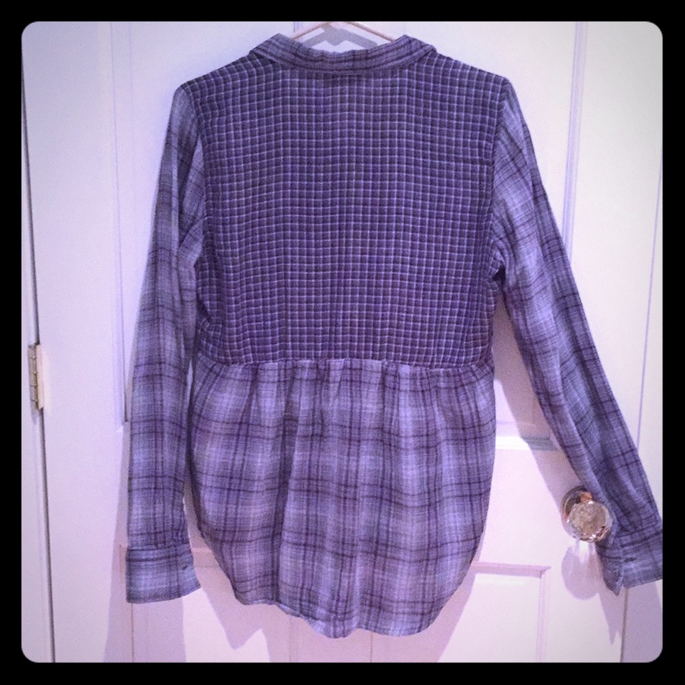 Perfect top for fall! By PPLA Clothing.